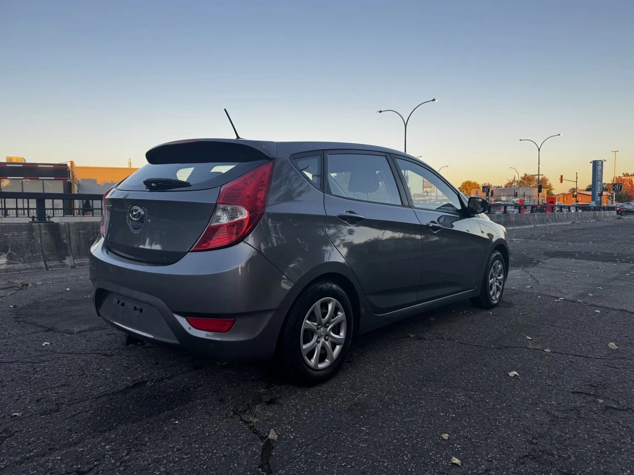 2014 Hyundai Accent Hyundai Accent**SIEGES CHAUFFANTS** Image principale