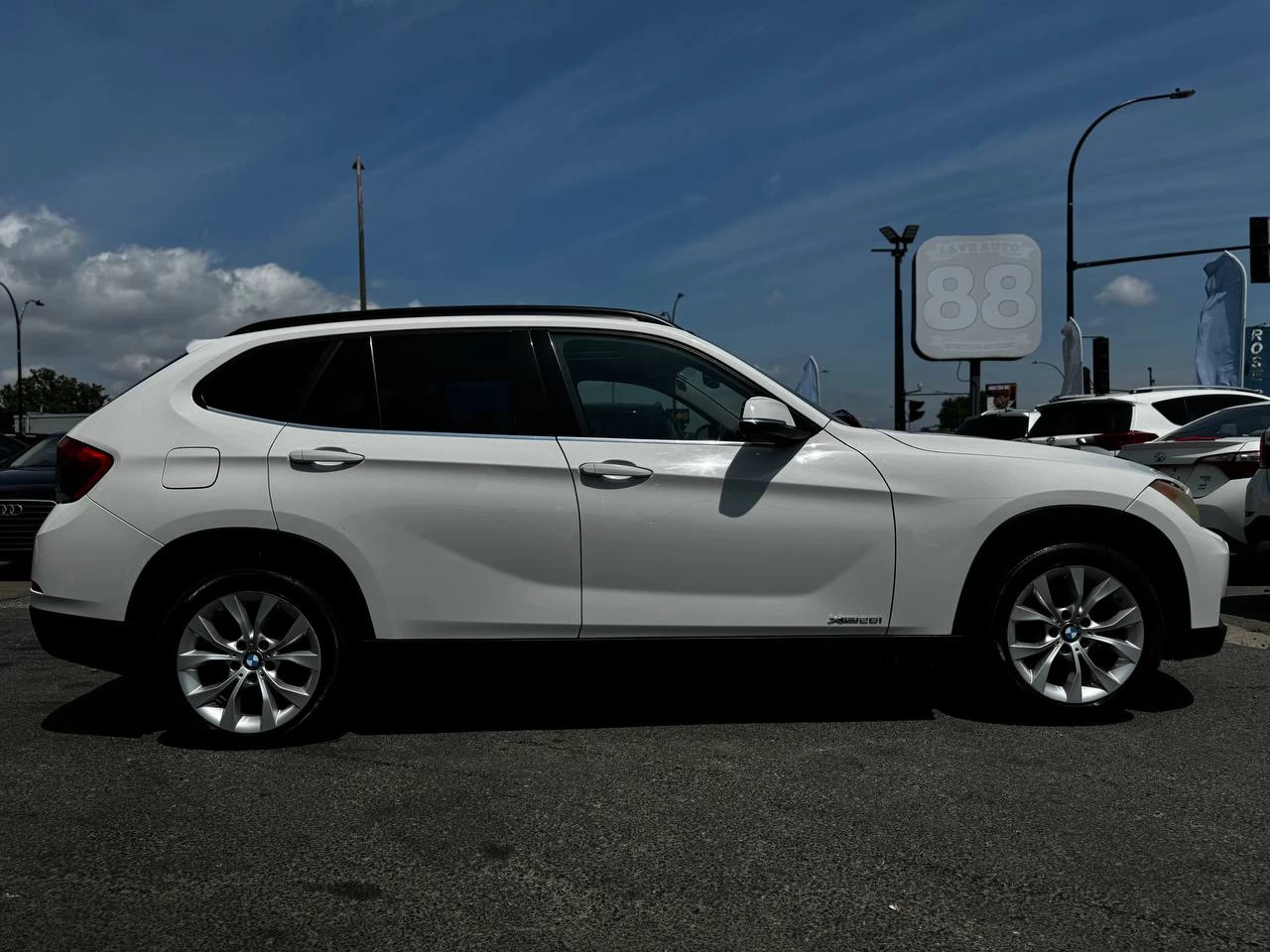 2013 BMW X1 28i**AWD**TOIT PANORAMIQUE**SIEGES CHAUFFANTS**SIEGES EN CUIR**MAGS** Image principale