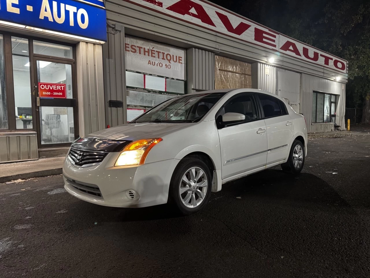 2011 Nissan Sentra 2.0 S Image principale