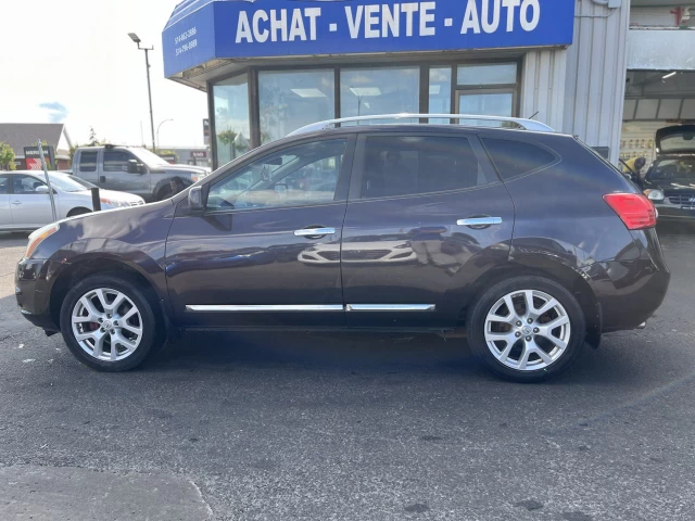 Nissan Rogue SV**Caméra De Recul**Toit Ouvrant**Siège Chauffant** 2012