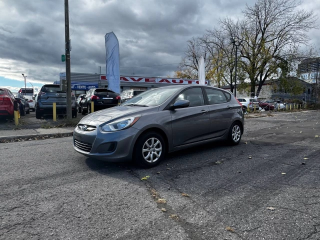 Hyundai Accent Hyundai Accent**SIEGES CHAUFFANTS** 2014