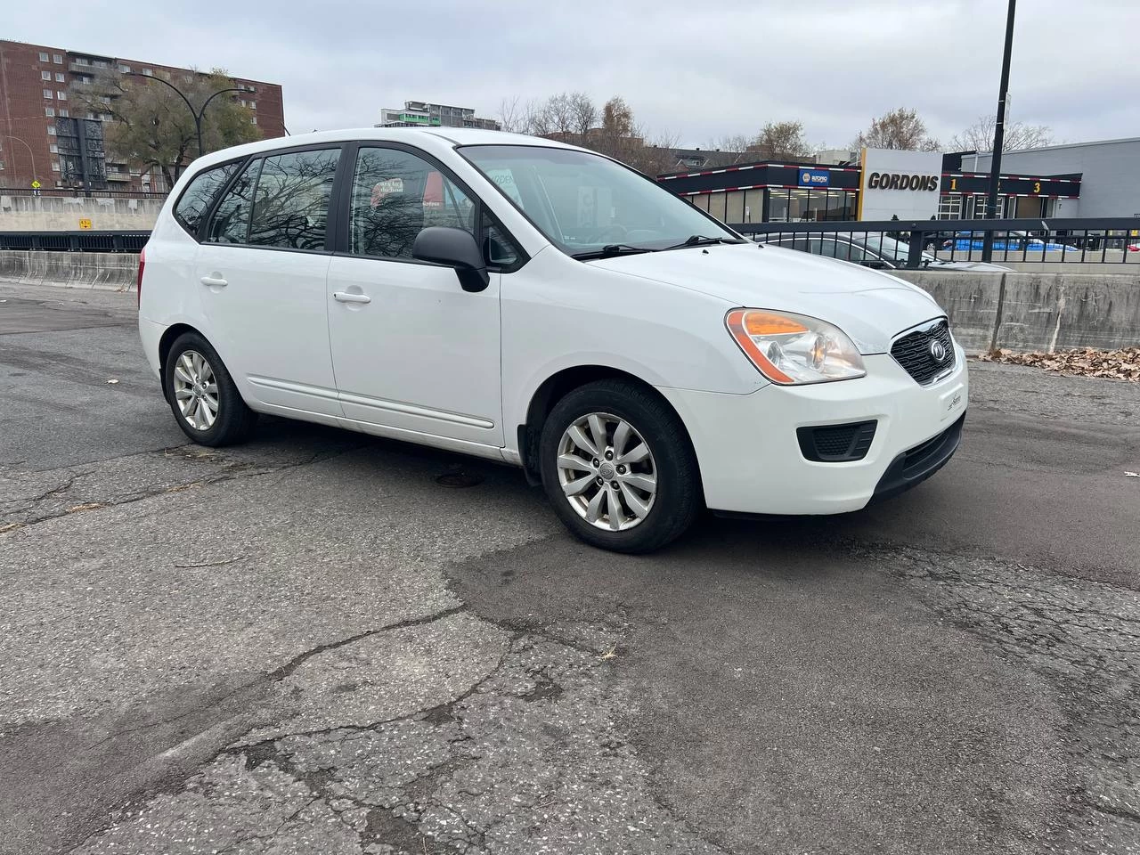 2011 Kia Rondo LX**JAMAIS ACCIDENTEE** Image principale