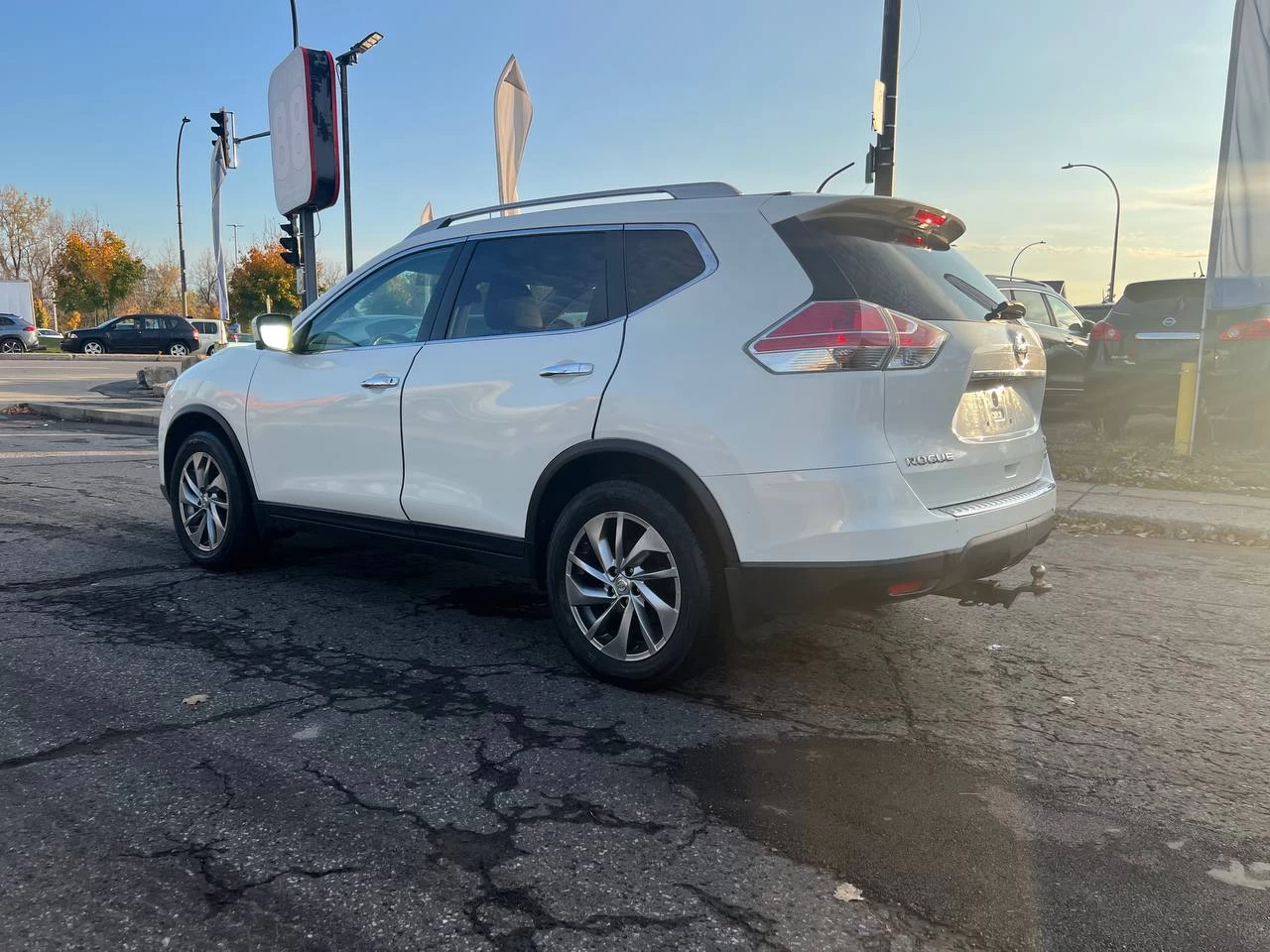 2014 Nissan Rogue SL**jamais accidentÉ**AWD**CAMERA DE RECUL**toit ouvrant panoramique** Image principale