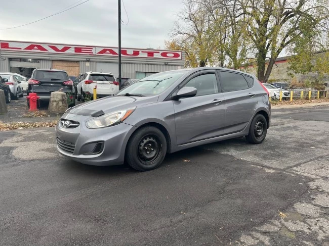 Hyundai Accent - 2013