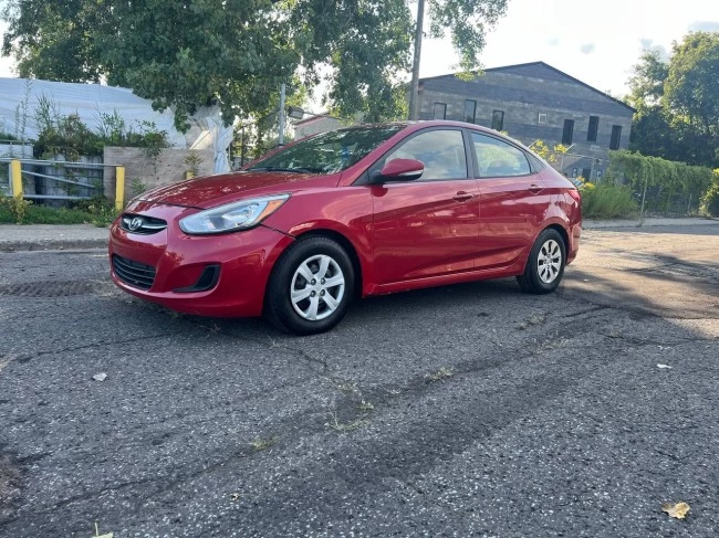 Hyundai Accent - 2016