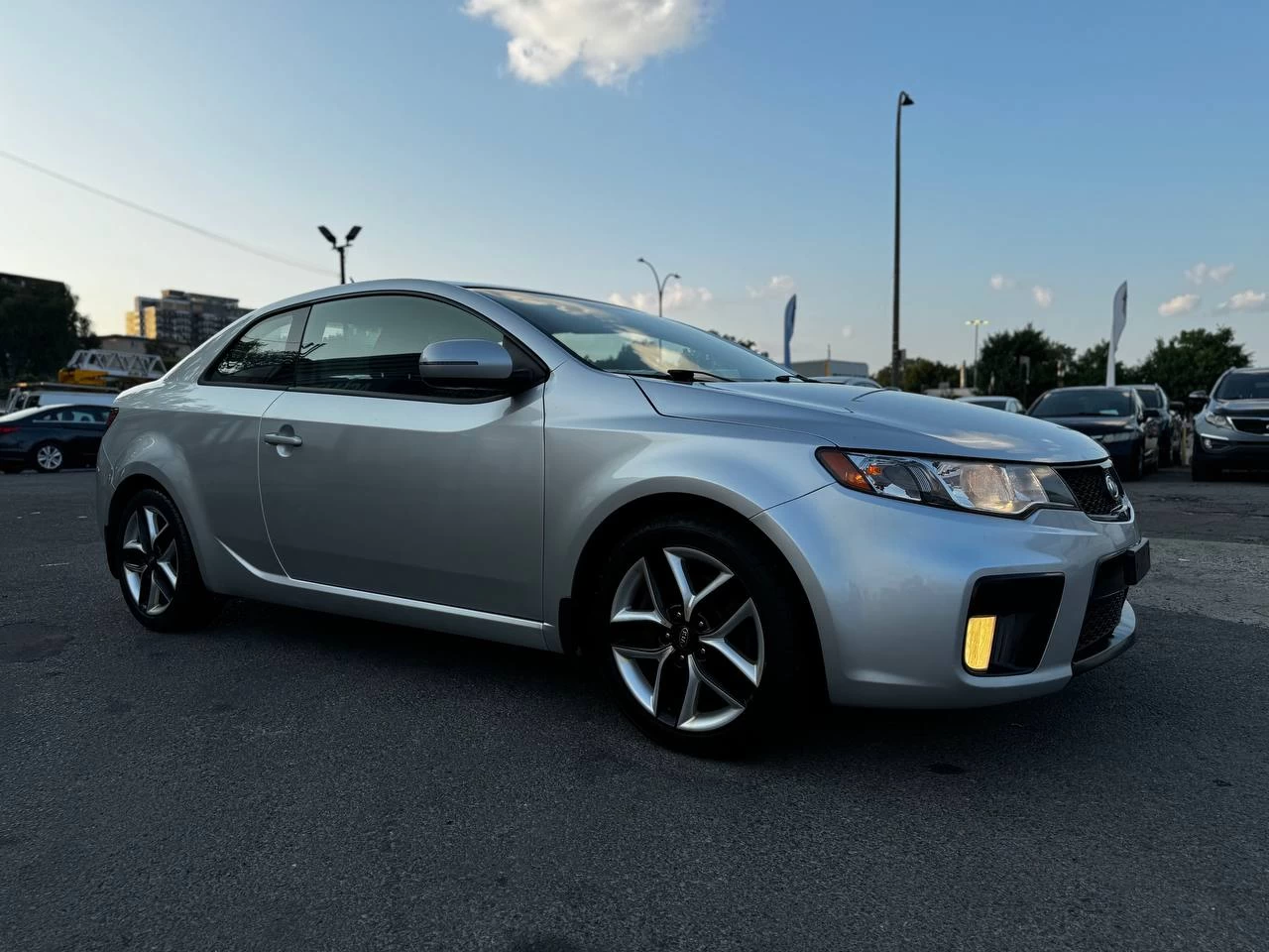 2013 Kia Forte Koup SX**JAMAIS ACCIDENTEE**CERTIFIER PAR LA SAAQ**UN PROPRIETAIRE**SIÈGES CHAUFFANTS** Main Image