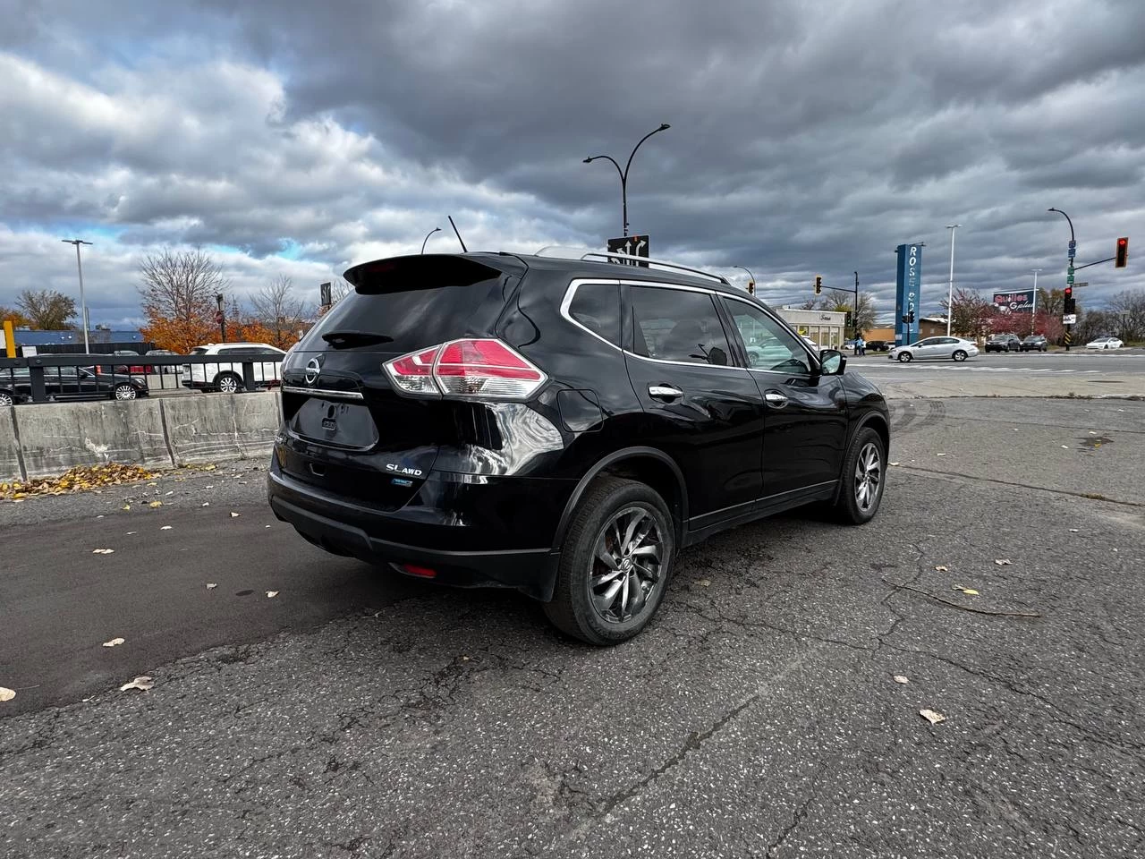 2015 Nissan Rogue SL**AWD**CAMERA DE RECUL**SIEGES CHAUFFANTS** Image principale