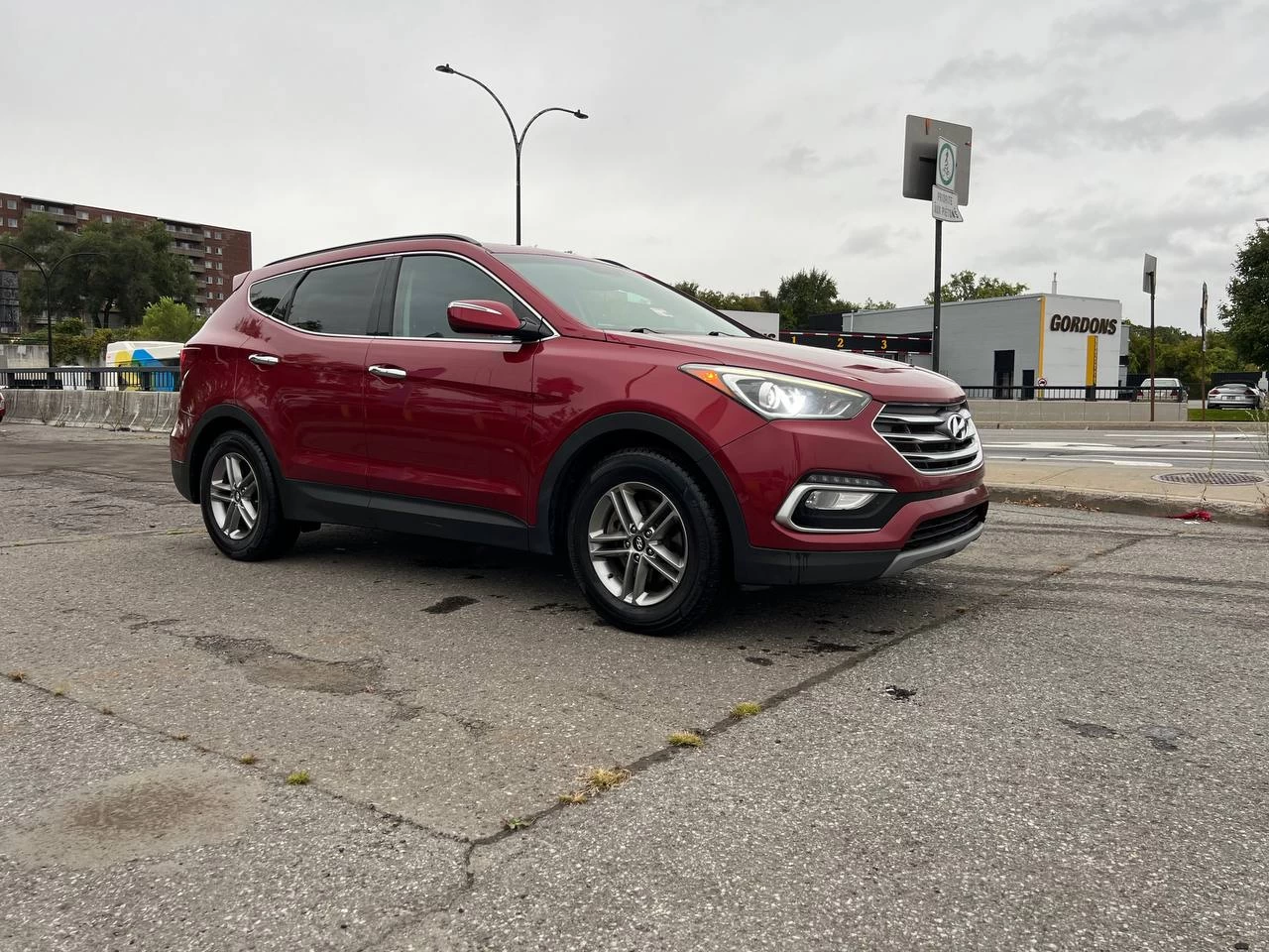 2018 Hyundai Santa Fe Sport Premium**Jamais accidentÉ**CamÉra de Recul**Volant Chauffant**SIEGES CHAUFFANTS**SiÈge ArriÈre Chauffant**ContrÔle des Angles Morts**Mags** Main Image