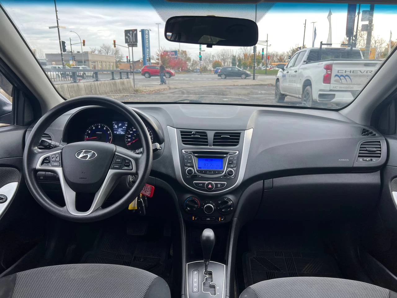 2013 Hyundai Accent GL**jamais accidentÉ**SIEGES CHAUFFANTS** Image principale