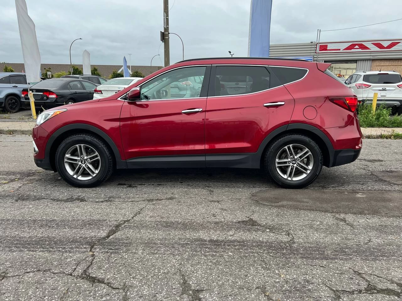 2018 Hyundai Santa Fe Sport Premium**Jamais accidentÉ**CamÉra de Recul**Volant Chauffant**SIEGES CHAUFFANTS**SiÈge ArriÈre Chauffant**ContrÔle des Angles Morts**Mags** Image principale