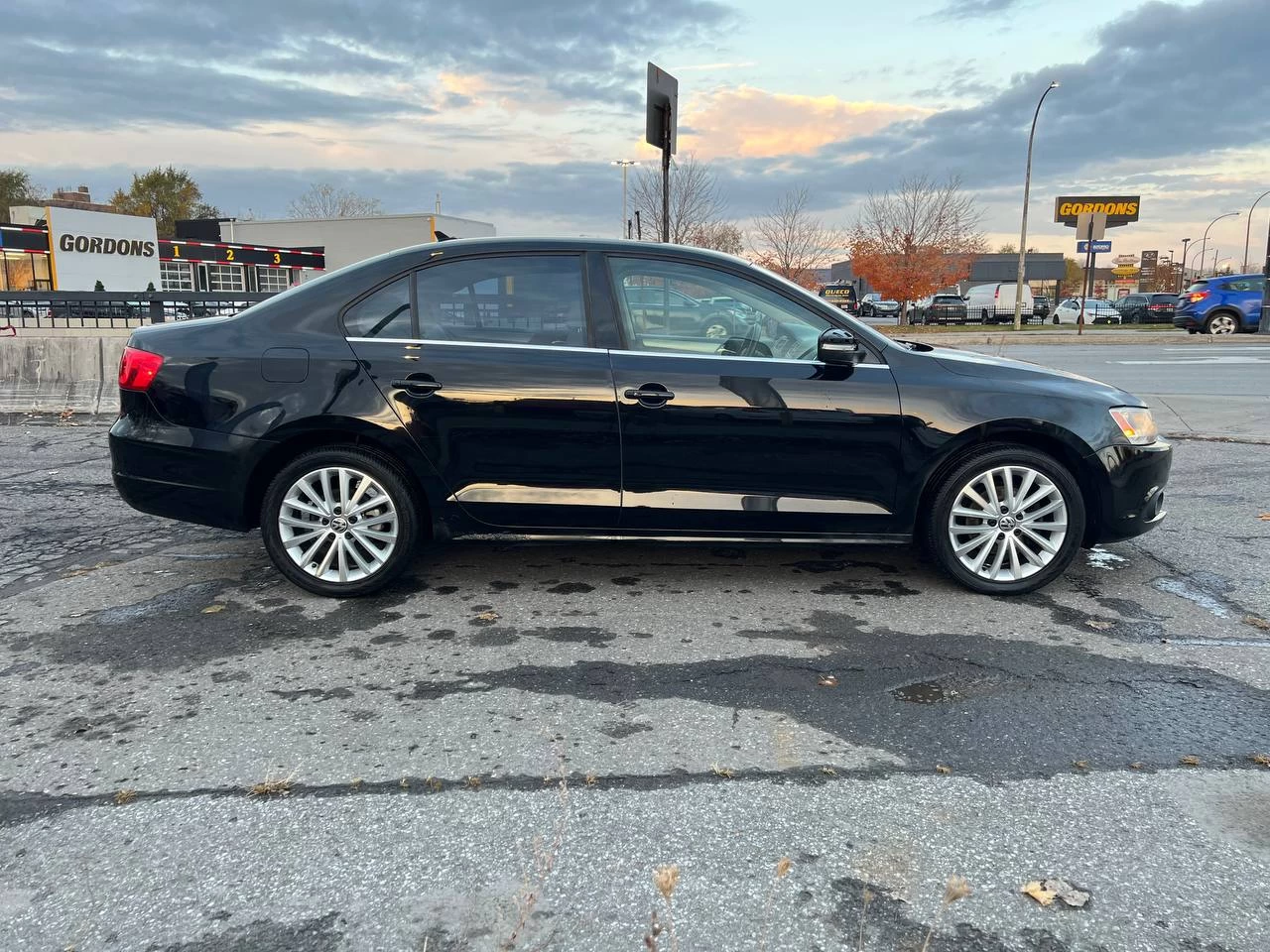 2012 Volkswagen Jetta Highline**Toit Ouvrant**SiÈge en Cuir**SIEGES CHAUFFANTS**Mags**Push to Start** Image principale