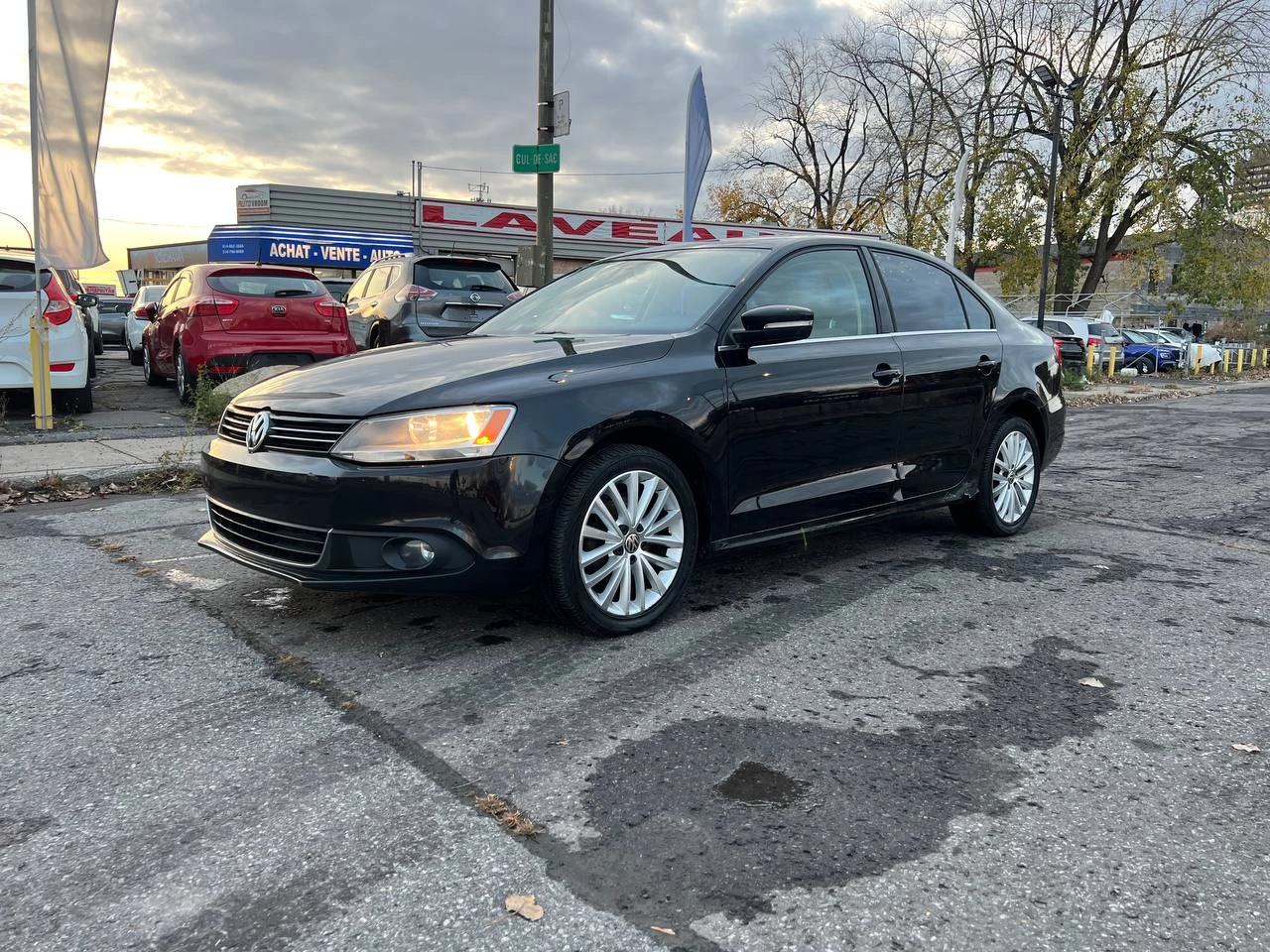 2012 Volkswagen Jetta Highline**Toit Ouvrant**SiÈge en Cuir**SIEGES CHAUFFANTS**Mags**Push to Start** Image principale