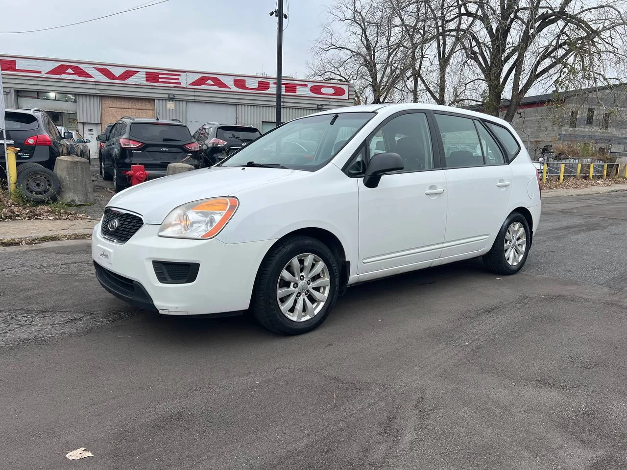 2011 Kia Rondo LX**JAMAIS ACCIDENTEE** Image principale