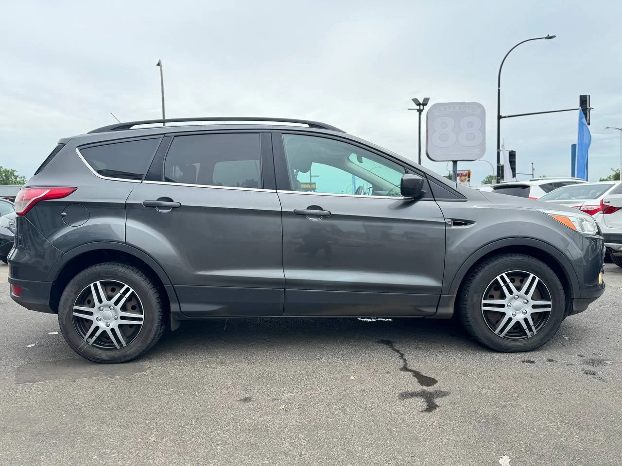 2015 Ford Escape SE**AWD**JAMAIS ACCIDENTEE**SIEGES CHAUFFENT**CAMERA DE RECUL** Main Image