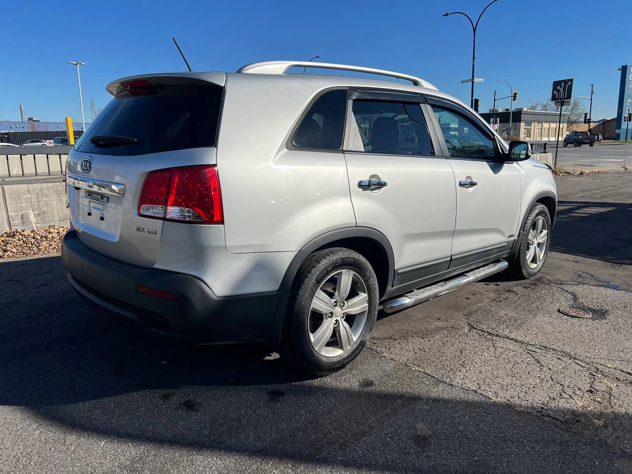 2013 Kia Sorento EX**AWD**Toit Ouvrant Panoramique**Navigation**Sieges en Cuirs**SIEGES CHAUFFANTS**Volant Chauffant**SiÈge Froid** Image principale