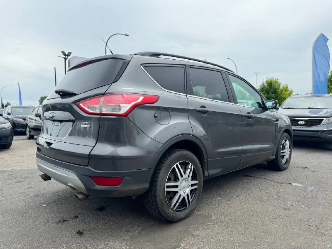 2015 Ford Escape SE**AWD**JAMAIS ACCIDENTEE**SIEGES CHAUFFENT**CAMERA DE RECUL** Image principale